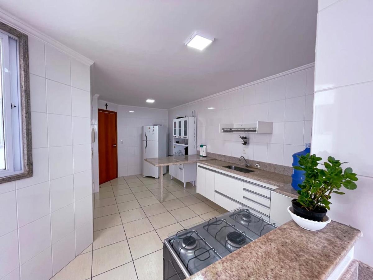 Cobertura C/ Vista Para O Mar E Montanhas, Churrasqueira, 4 Quartos 2 Vg Garagem 구아라파리 외부 사진