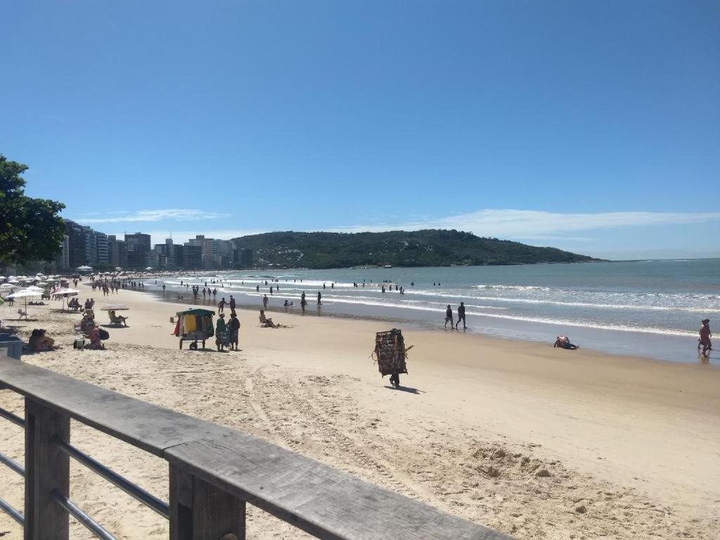 Cobertura C/ Vista Para O Mar E Montanhas, Churrasqueira, 4 Quartos 2 Vg Garagem 구아라파리 외부 사진